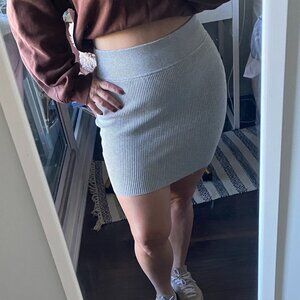 ARITZIA Wilfred Free Grey Knit Ribbed Bodycon Mini Skirt Size M